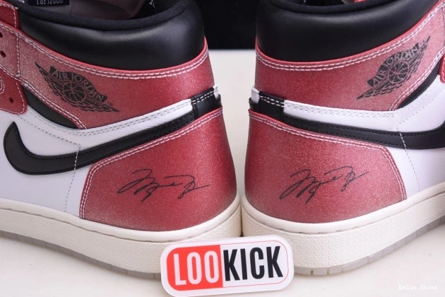 Bmlin OG TROPHY AIR JORDAN ROOM X 1 DA2728-100 HIGH 0723